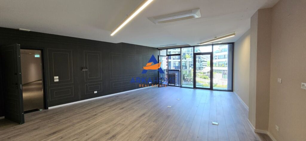 SPACE FOR RENT 102M2 "REZIDENCA LAKE VIEW" 1500 EURO