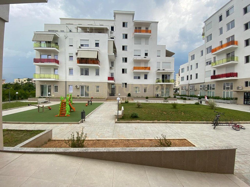 Apartment 1+1 with parking space for rent in Astir !