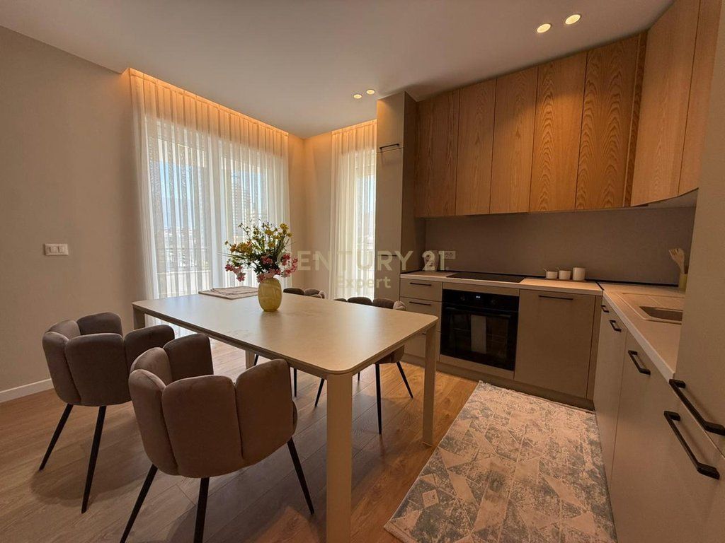 Apartment 2+1 for rent at Donika Center