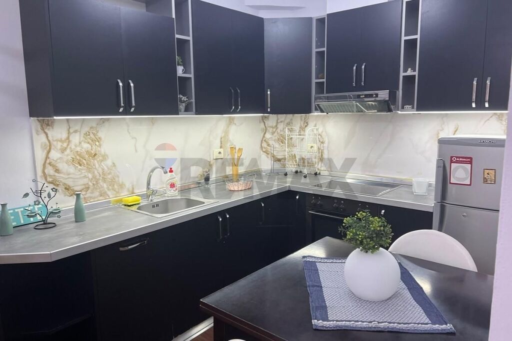 Apartment - For Rent - Former Electric Market, Tirana