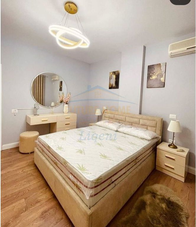 Qera, Apartament 2+1, Ish Parku i Autobuzave, Tirane.