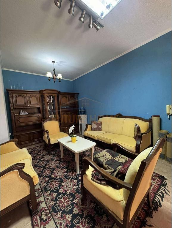 Rent, 3-Storey Villa, Farke.