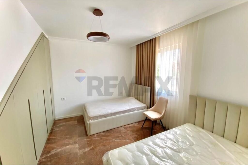 Apartamet Duplex 2+1+2 Shkoze