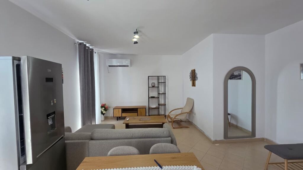apartament me qira ne Komune