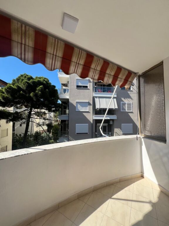 Super Apartament 1+1 për Shitje në Golem