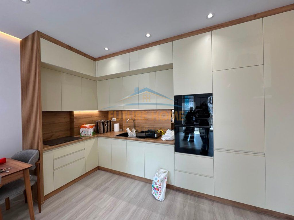Rent, Apartment 1+1, Zogu i Zi, Tirana