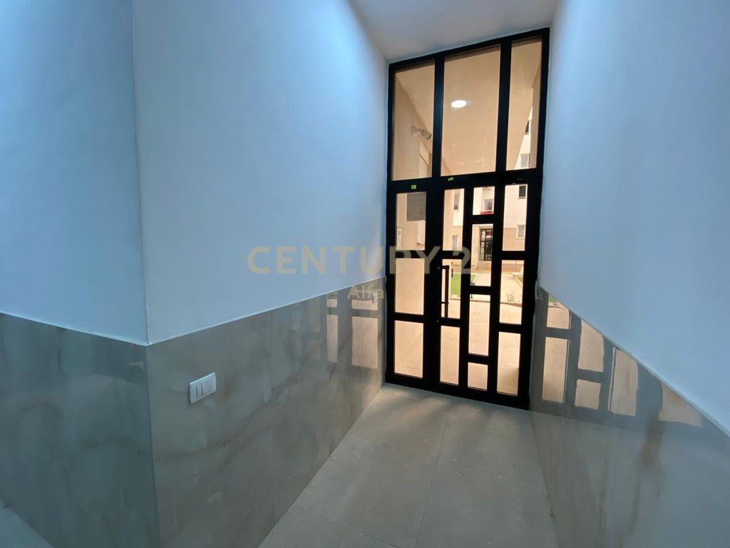 Apartment 1+1 with parking space for rent in Astir !