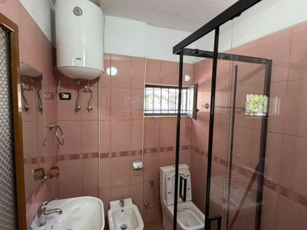 Shitet, Apartament 1+1, Ali Demi, Tirane