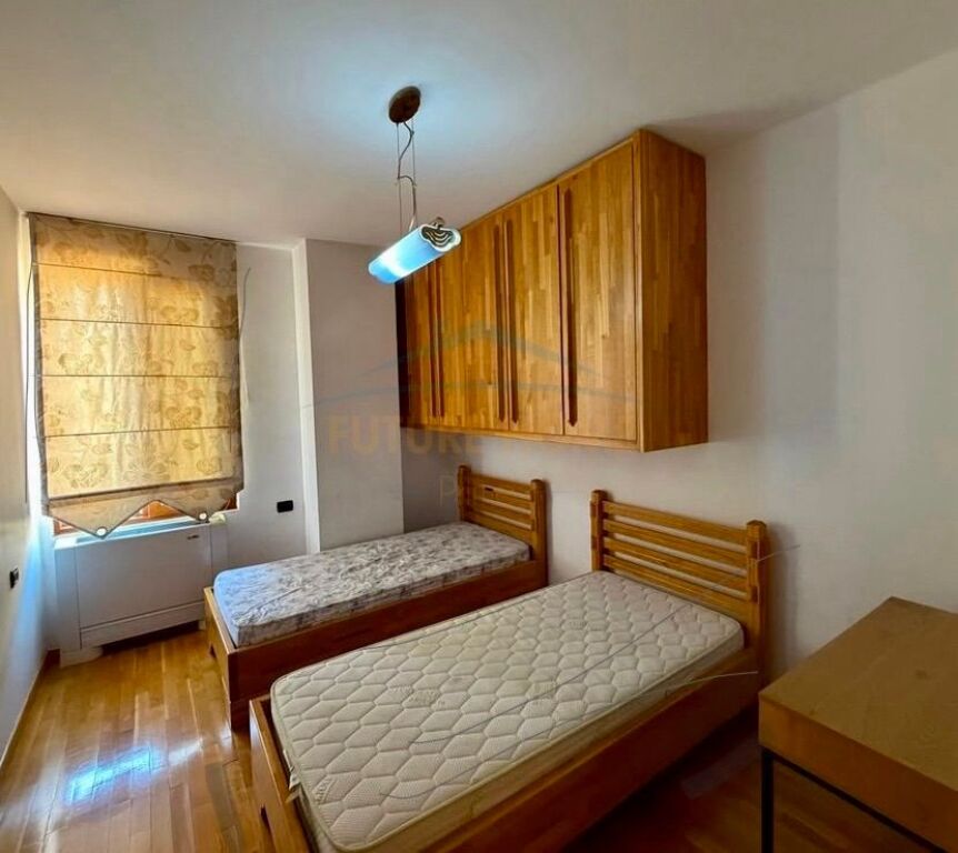 For sale, Apartment 2+1+Garage, 21 Dhjetori, Tirana