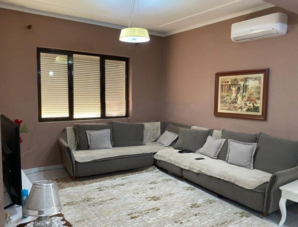 Vendesi Villa 2+1+2 in Zona Oxhaku !