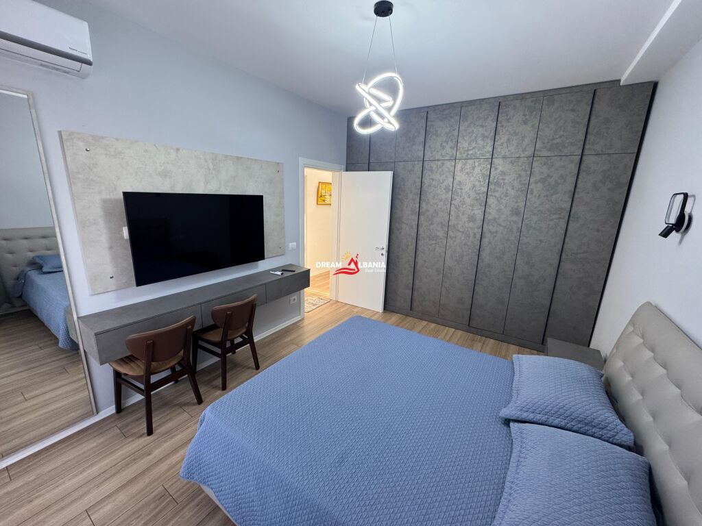 Three Bedroom Apartment with Two Tualets for rent in Tirana Garden Building (ID 4231485)