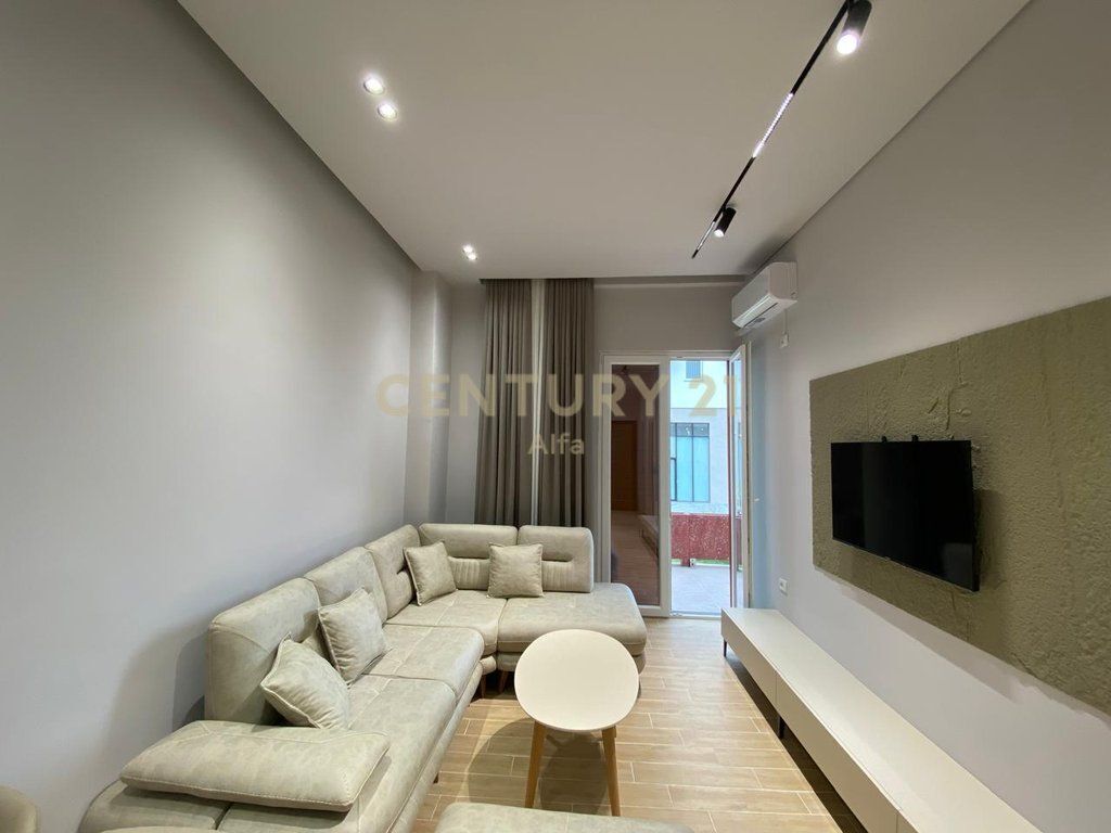 Apartment 1+1 with parking space for rent in Astir !
