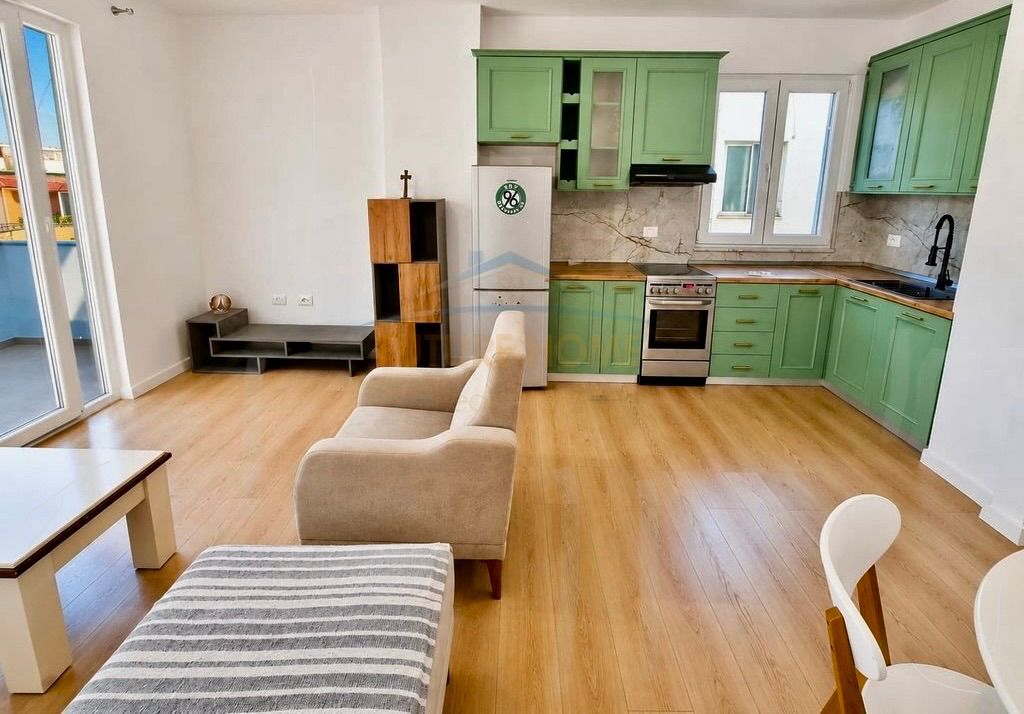 Qera, Apartament 2+1, Yzberisht.