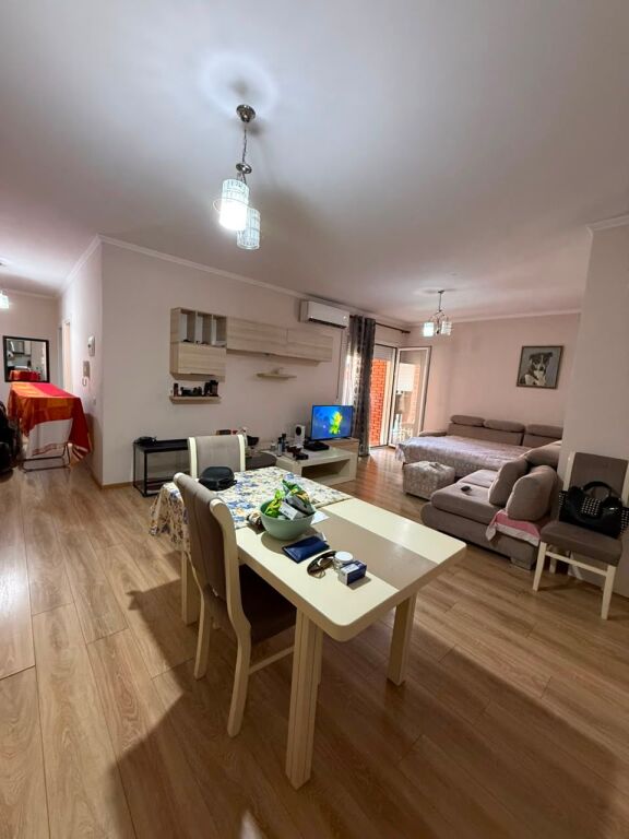 JEPET ME QERA APARTAMENT 2+1+2 TE KOMPLEKSI REZIDENCIAL SIMA COM!