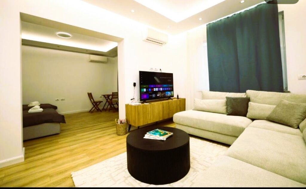 🏡 FOR RENT | APARTMENT 2+1 – TIRANA CENTER ✨