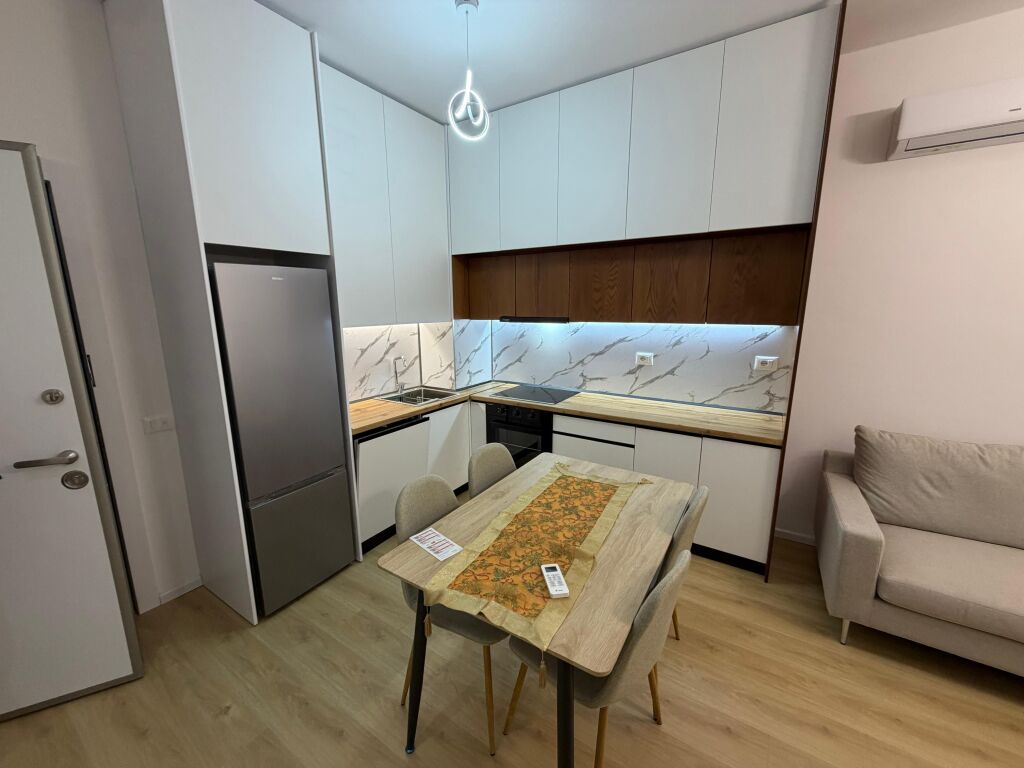 Super apartment 1+1 for rent, 350 thousand lek, Kadiu Ali Dem residence