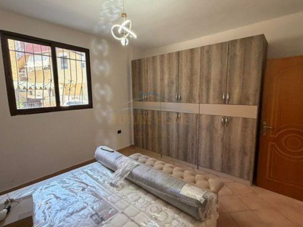 Shitet, Apartament 1+1, Ali Demi, Tirane
