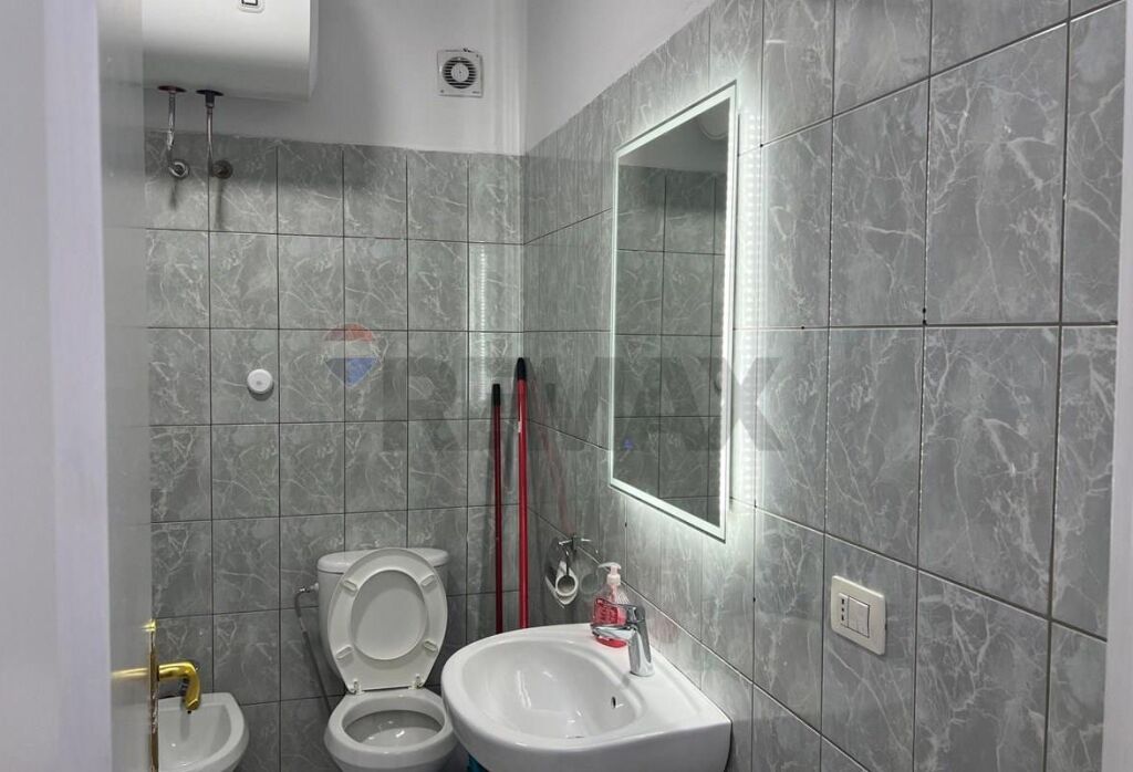 Apartment - For Rent - Former Electric Market, Tirana