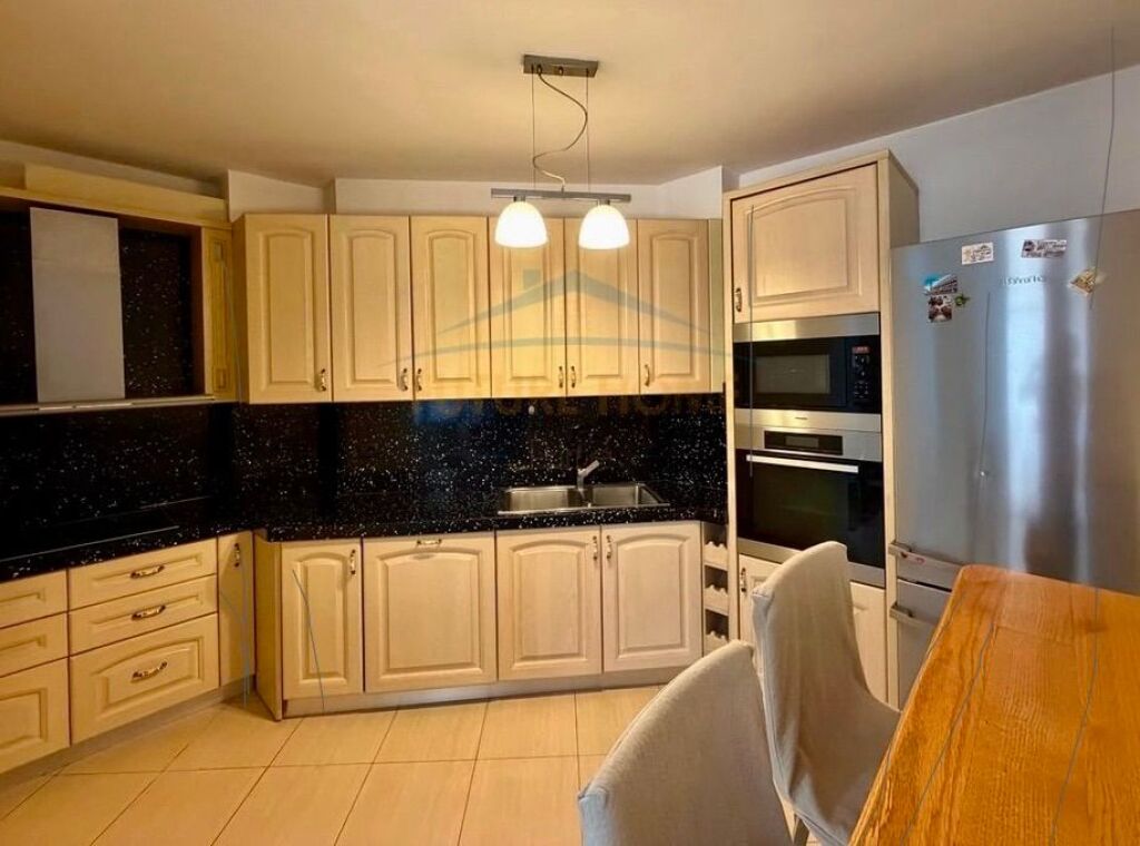 For sale, Apartment 2+1+Garage, 21 Dhjetori, Tirana