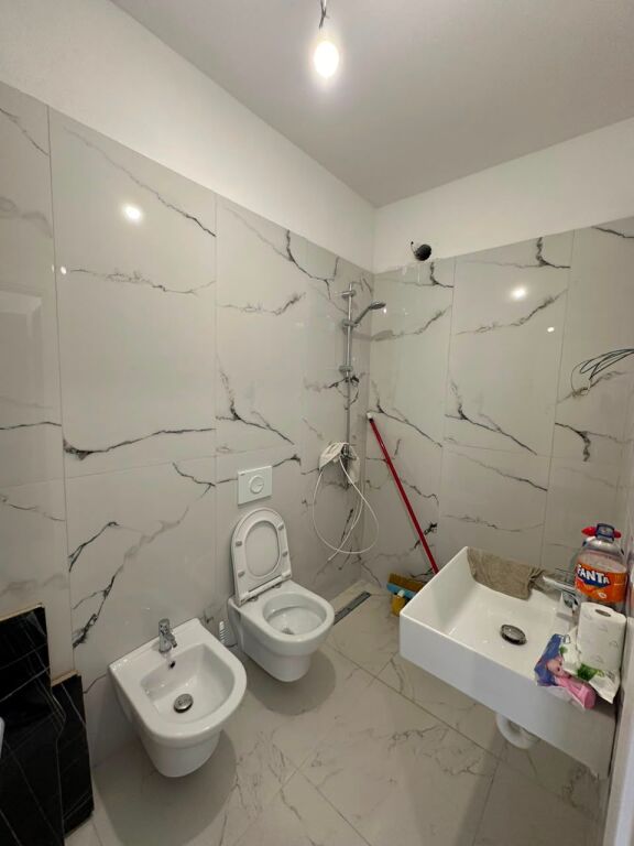 Appartamento 2+1 vuoto in affitto a Univers City!!
