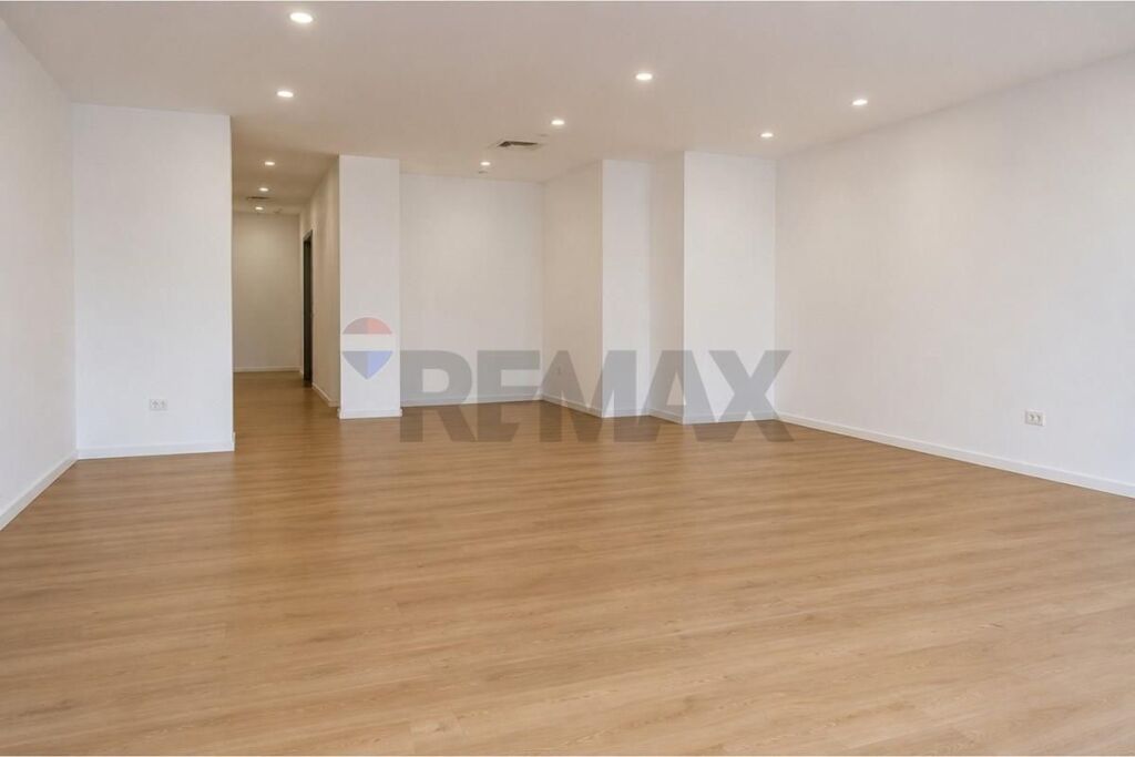 Office - For Sale - Commune of Paris, Tirana(ID: 530481001-1366)