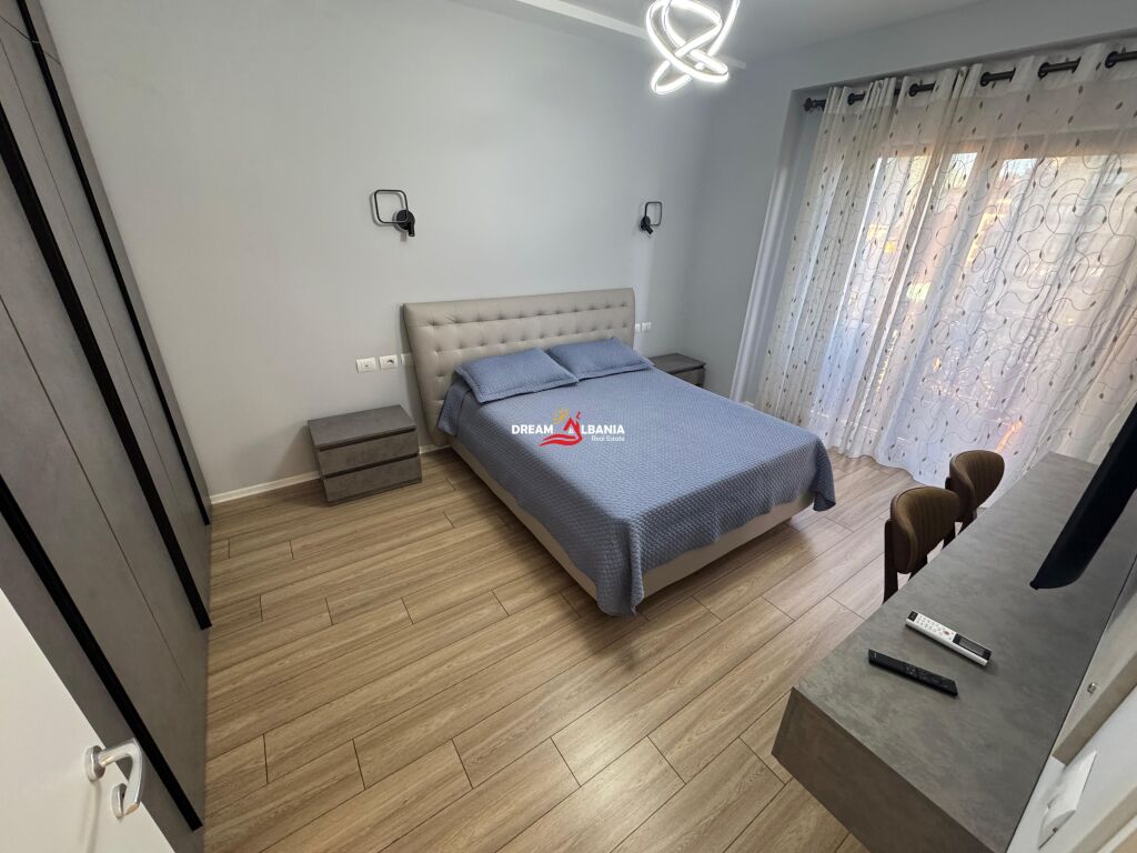 Three Bedroom Apartment with Two Tualets for rent in Tirana Garden Building (ID 4231485)