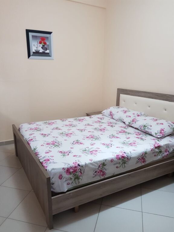 Apartment 1+1 for rent in Astir near Bar Artistit
