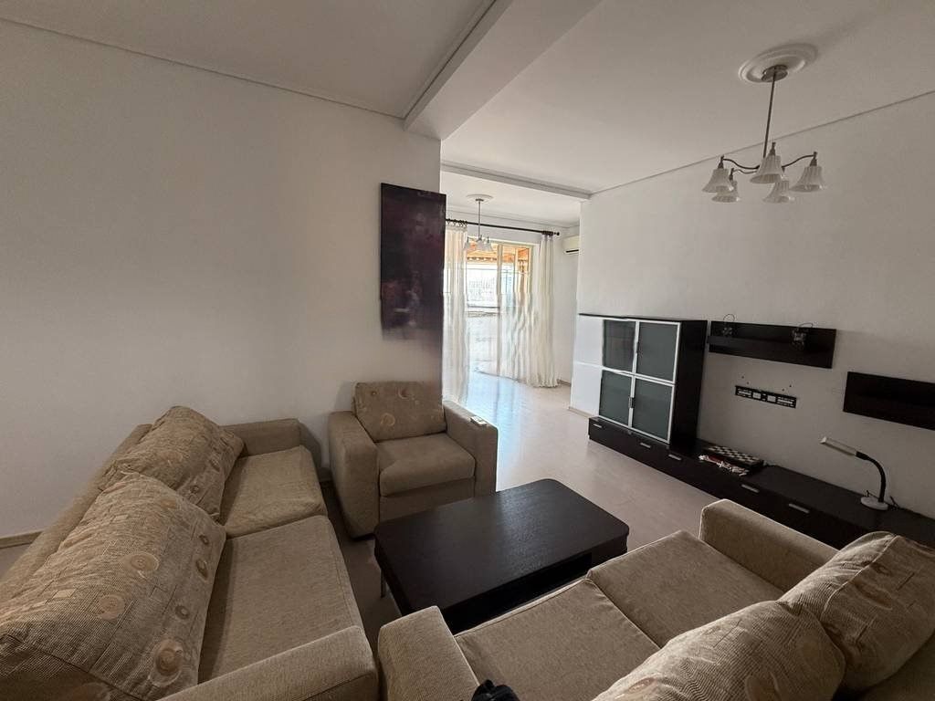 APARTMENT 2+1+2 FOR SALE, "ALI VISHA" STREET, NEAR THE "GRAND COMPLEX", NEAR THE ELECTRIC MARKET!