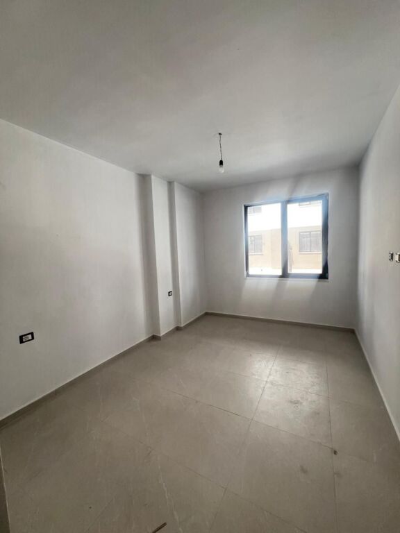 SHITET APARTAMENT 1+1 PAJA RESIDENCE, MALI I ROBIT, GOLEM