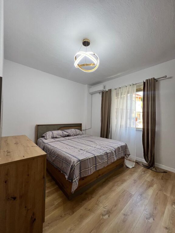 Super Apartament 1+1 për Shitje në Golem