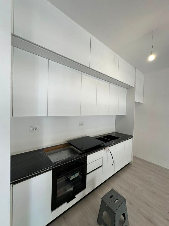 Appartamento 2+1 vuoto in affitto a Univers City!!