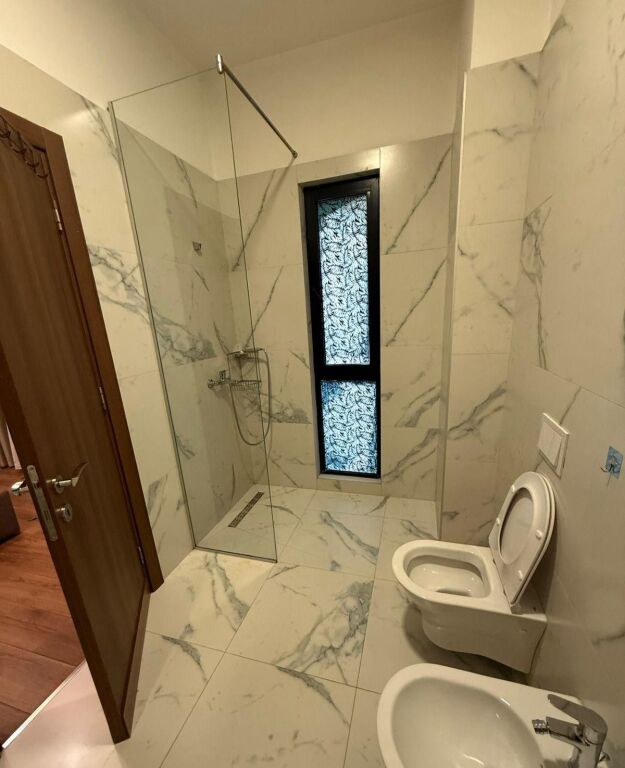 Jepet me qera apartament 2+1+2   Farmacia 10