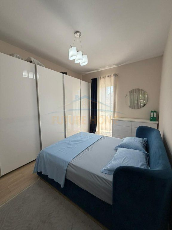 Rent, Apartment 2+1, Barricades Street, Tirana.
