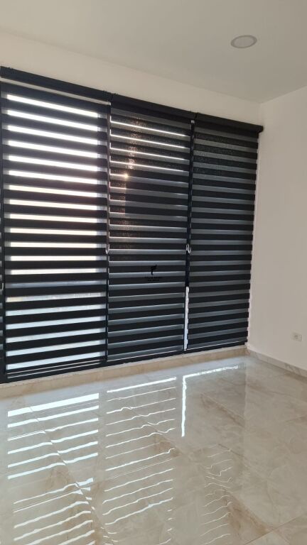 ZYRE ME QERA 227 M2 RRUGA E DIBRES 3.000 EURO FH-81151