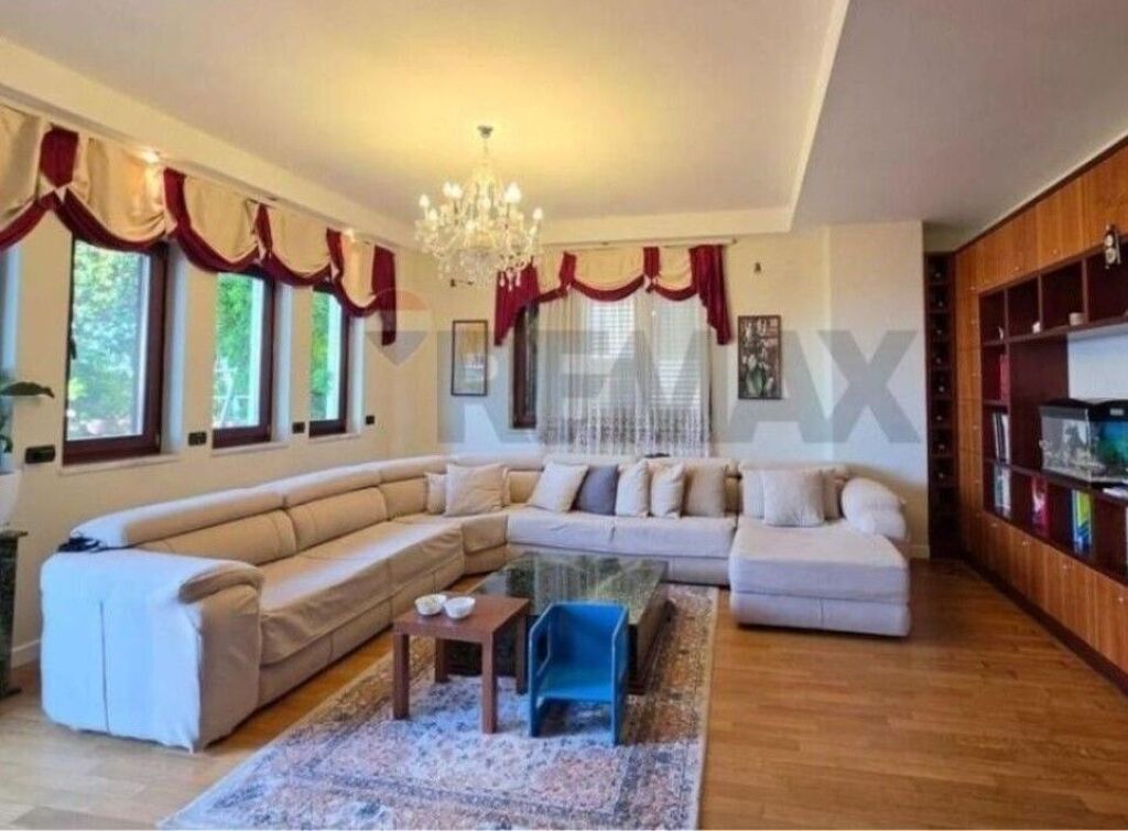 Attico - In Vendita - Via Rrapo Hekali, Tirana(ID: 530191006-1213)
