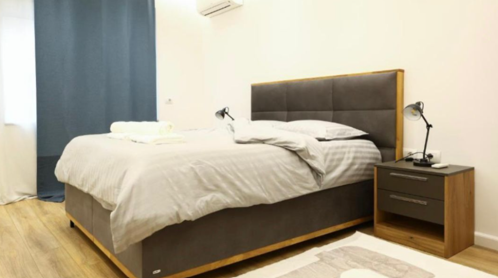 Apartment 2+1 for Rent – Center of Tirana (Near Lebon)
