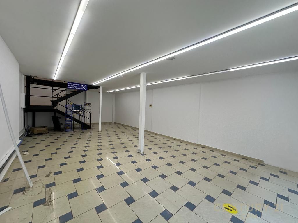 FOR RENT – COMMERCIAL DUPLEX SPACE ON ISLAM ALLA STREET