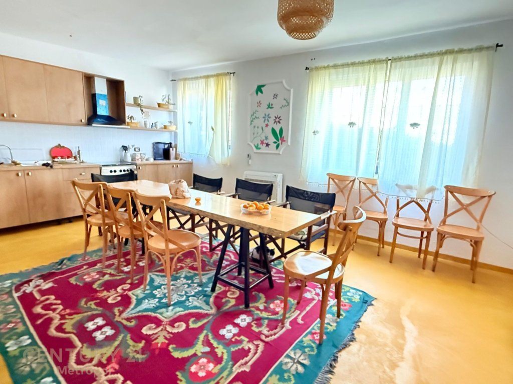 Villa In Affitto a Bërzhitë, Tirana