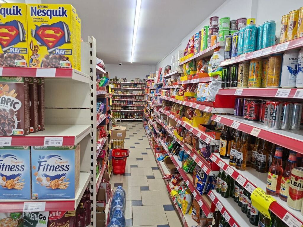 SHOP FOR RENT DUPLEX 134 M2 MYSLYM SHYRI 150,000 LEKE FH-81128