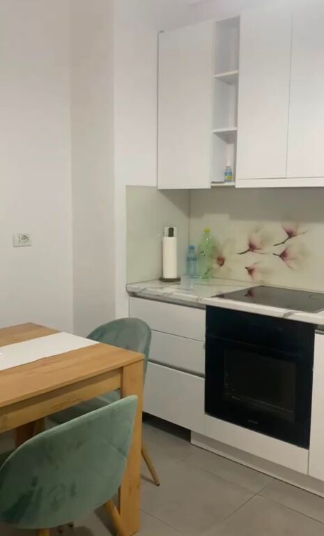 Apartament 1+1+parkim me qera - Astir