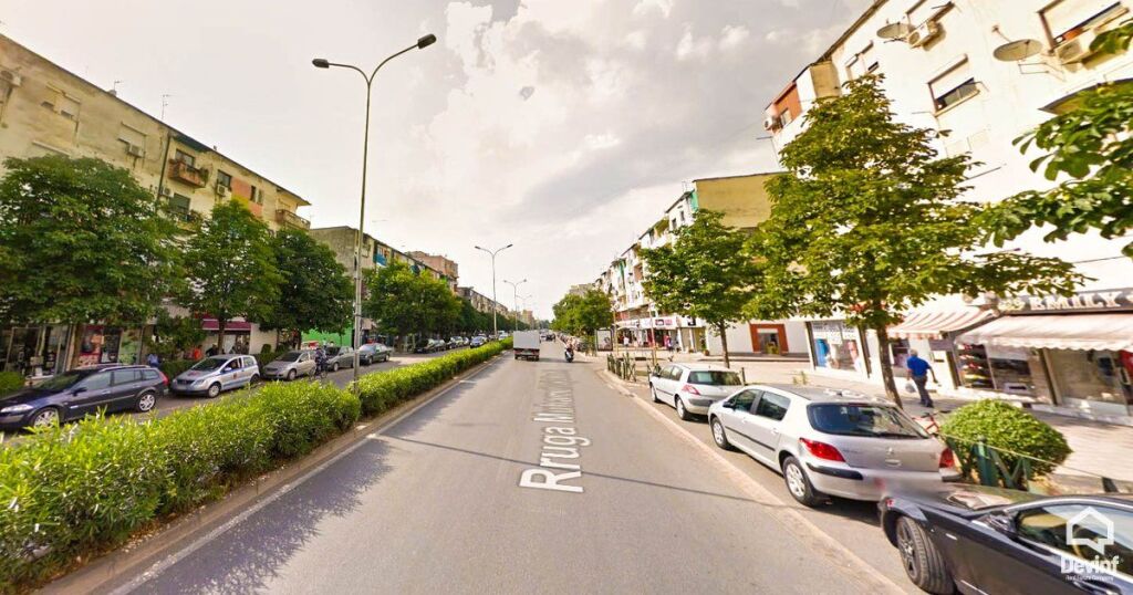 🏡 Shitet Garsoniere  📍 Rr. Muhamet Gjollesha (21 Dhjetori)  🏢 Kati 4, me ashensor.  📐 Sipërfaqe: 30 m² neto  💶 Çmimi: 115,000 €