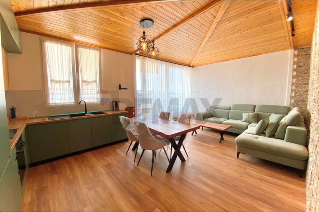 Apartamet Duplex 2+1+2 Shkoze