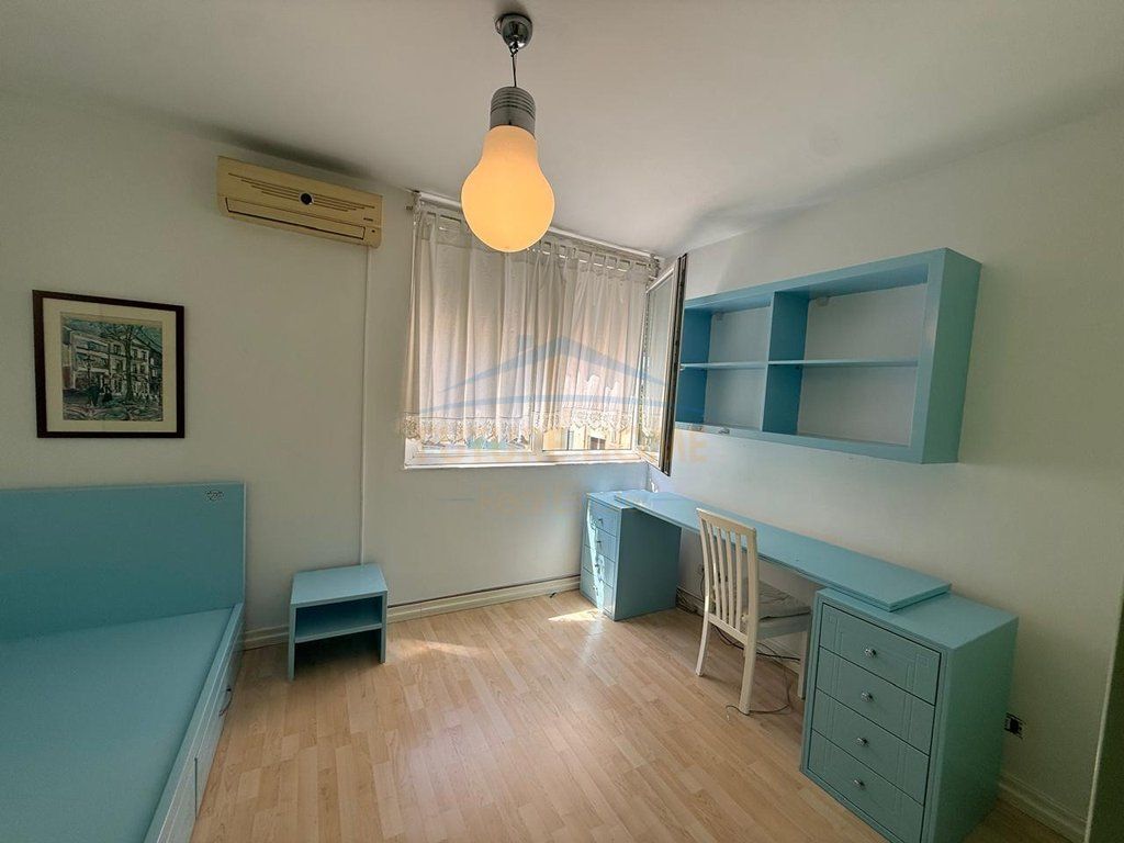 Rent, Apartment 2+1+2, Myslym Shyri, Tirane.