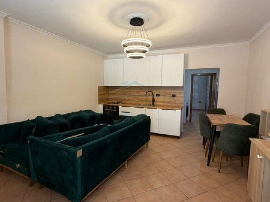 Shitet, Apartament 1+1, Ali Demi, Tirane