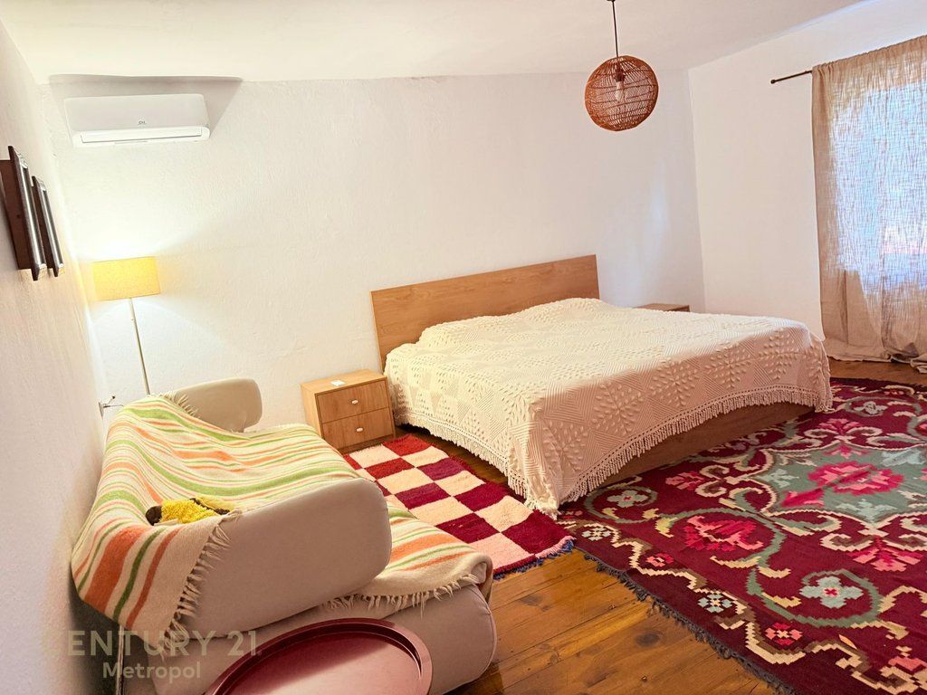 Villa In Affitto a Bërzhitë, Tirana