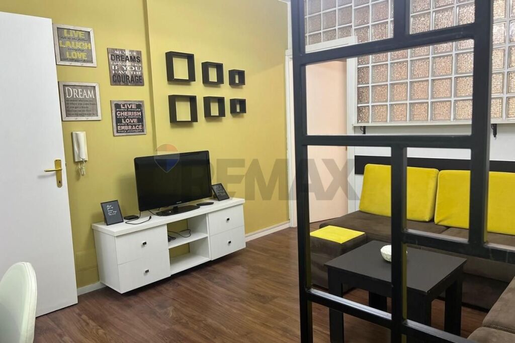 Apartment - For Rent - Former Electric Market, Tirana