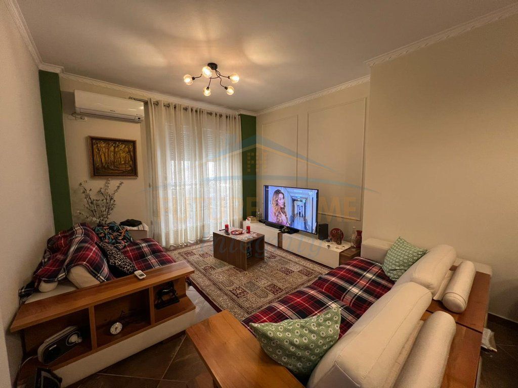 For sale 2+1+2+Veranda, Dry Lake. AL70876