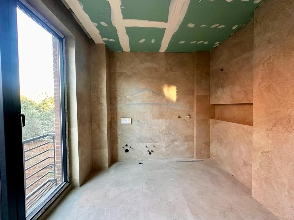 For sale, Villa in the Roses Residence, near Lake Farka