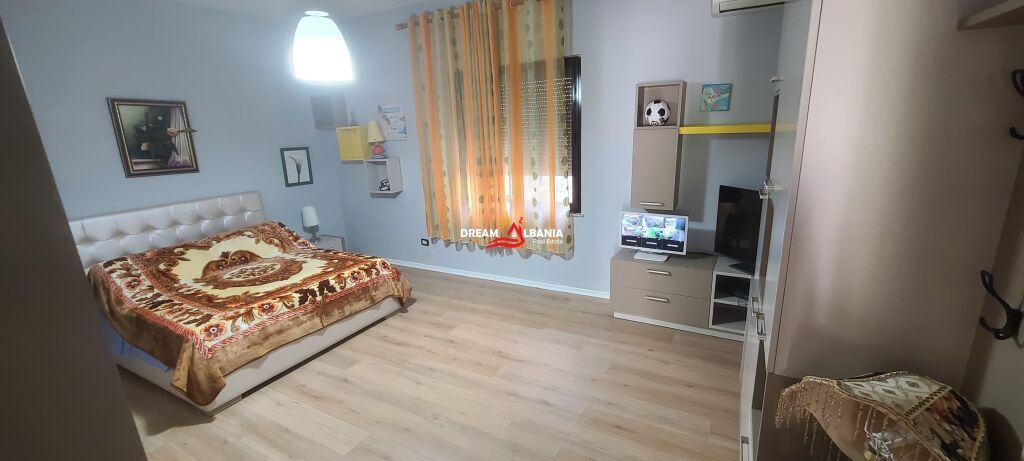 Villa with Yard for Rent in Laprake Near the Military Hospital in Tirana (ID 4251329)