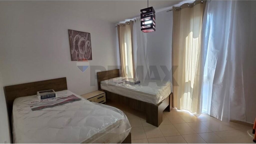 APARTAMENT 1+1 ME QERA TEK KOMUNA E PARISIT!